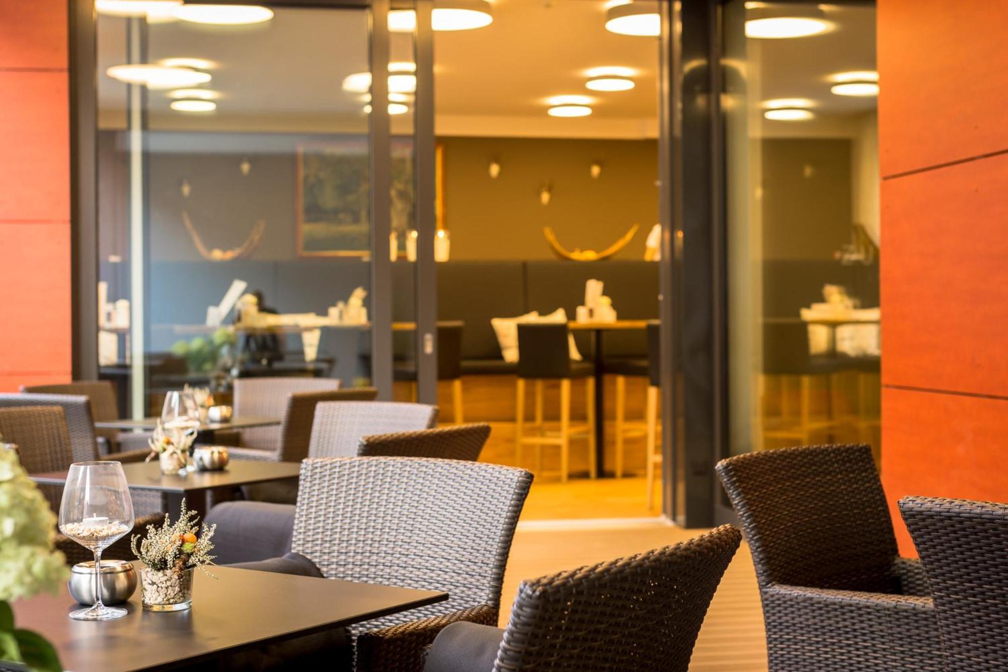 Stadthotel Reich Mellrichstadt Exteriör bild